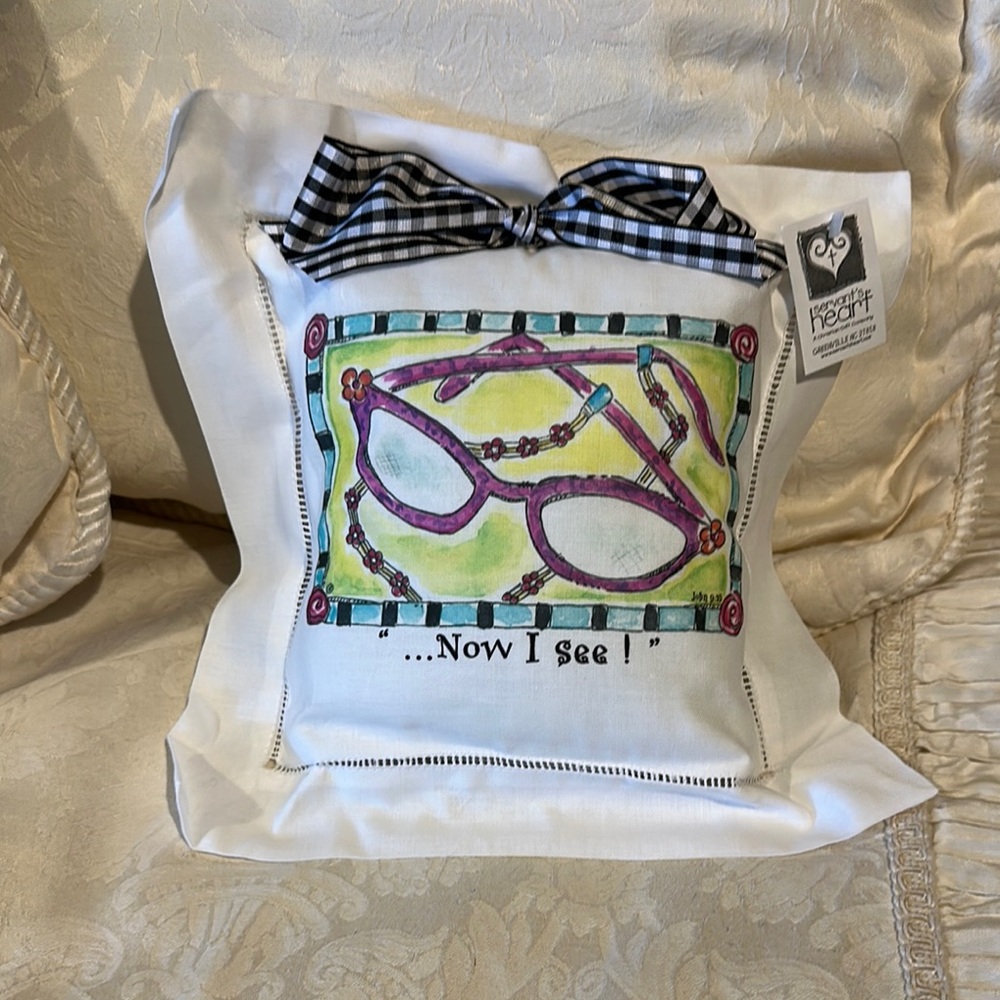 Servant’s heart Now I See! Decorative Pillow with Purple Eyeglasses Art